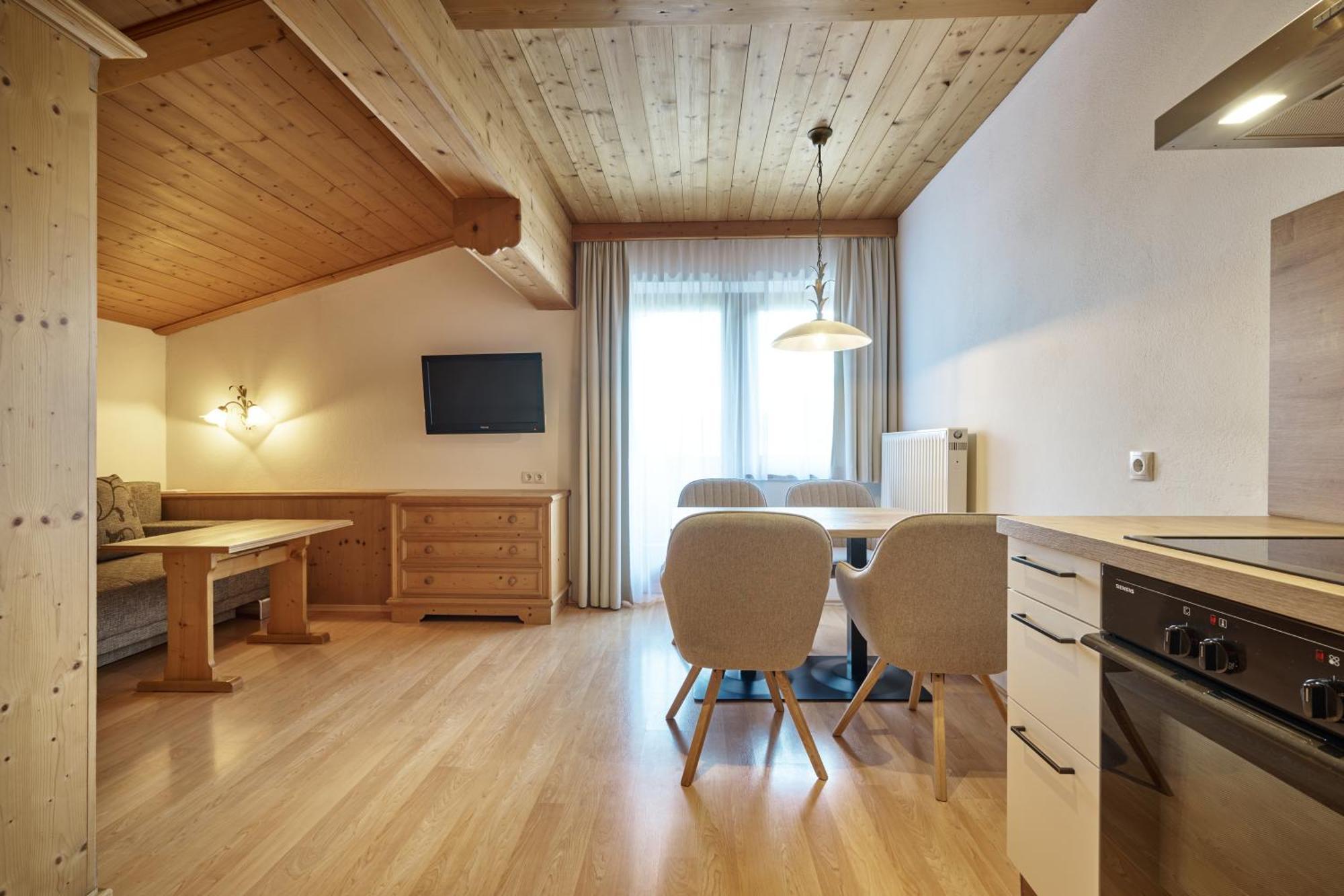 Landhaus Huber อัลเทนมาร์คท์ อิม พองเงา ภายนอก รูปภาพ