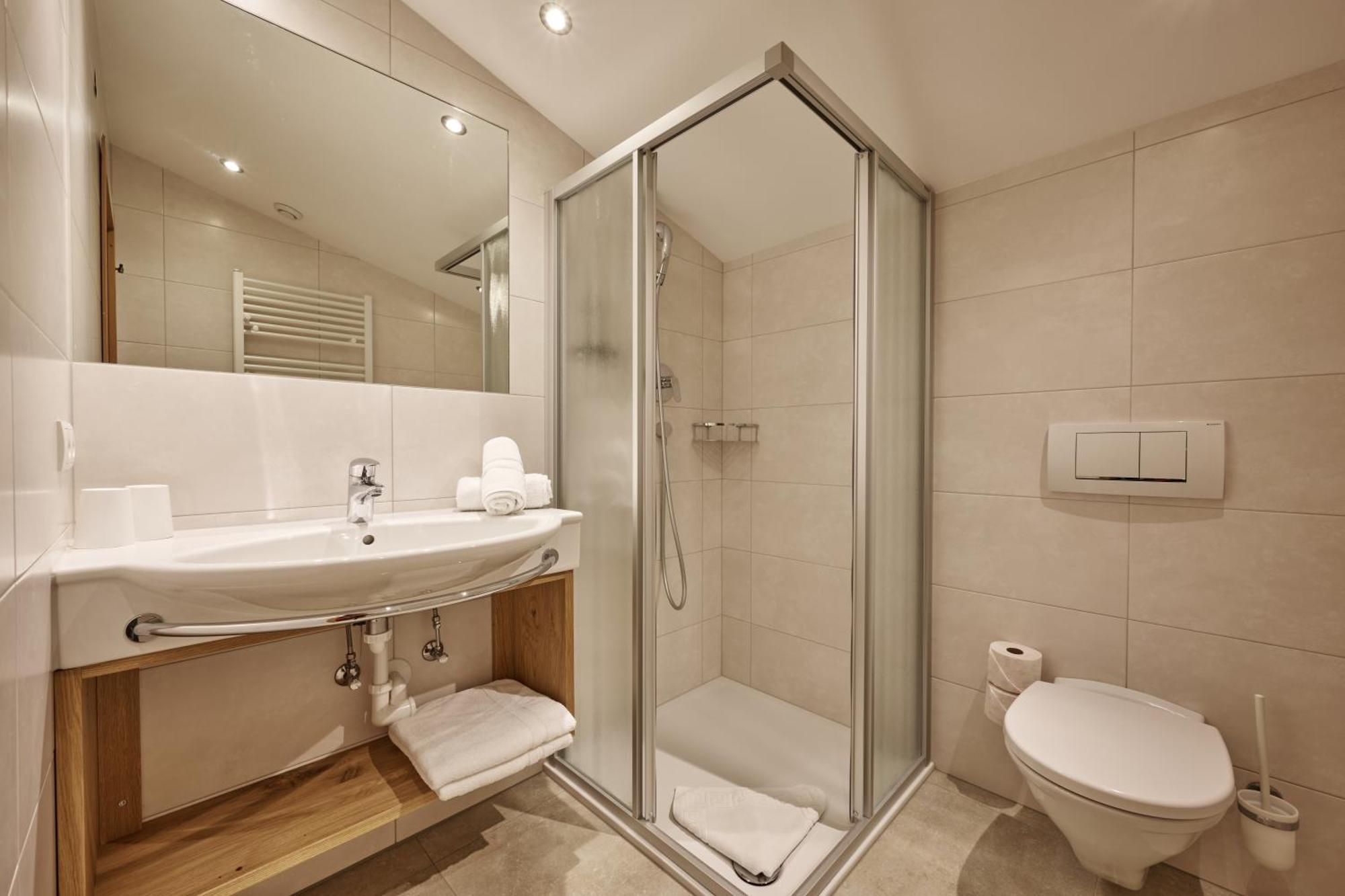 Landhaus Huber อัลเทนมาร์คท์ อิม พองเงา ภายนอก รูปภาพ