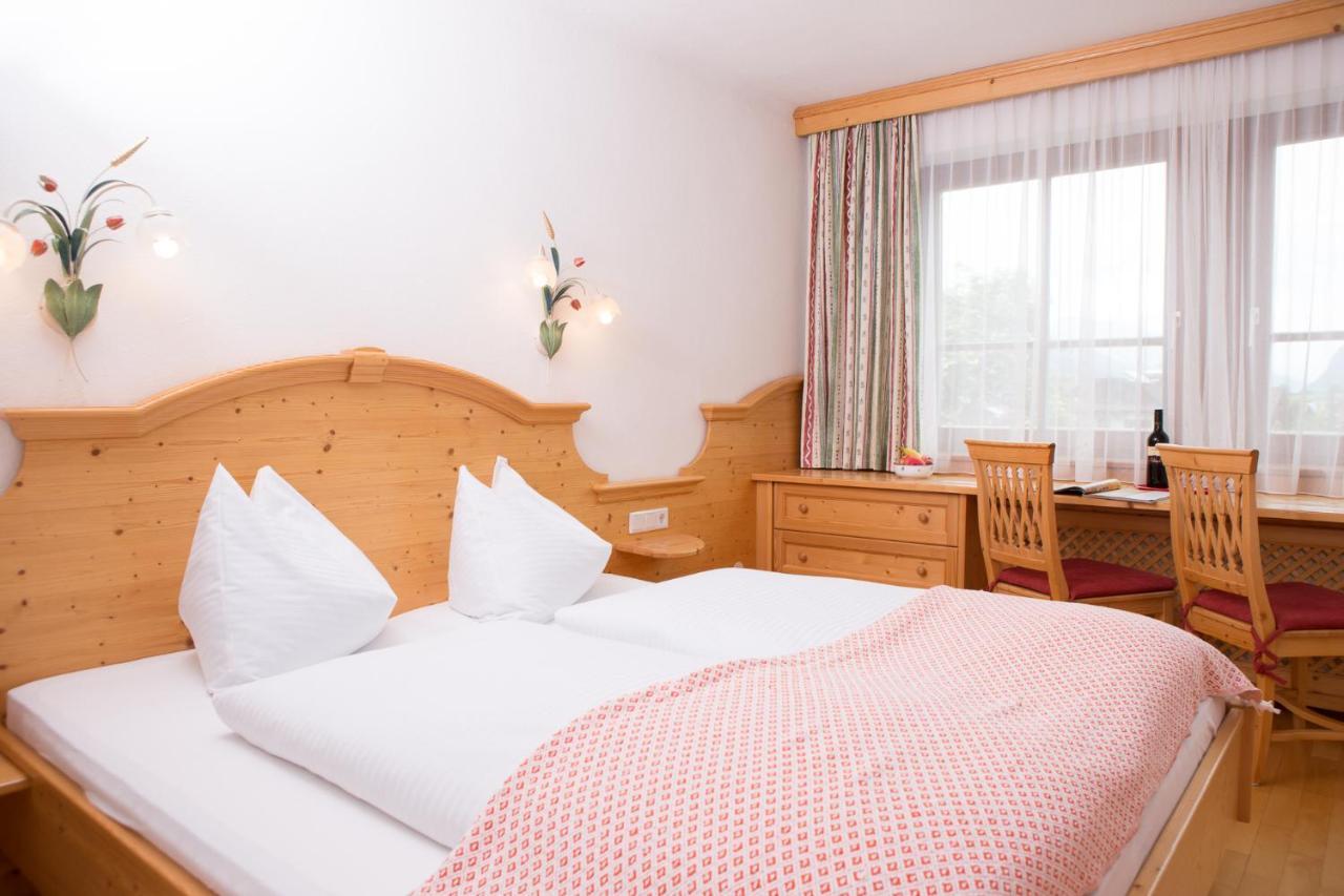 Landhaus Huber อัลเทนมาร์คท์ อิม พองเงา ภายนอก รูปภาพ