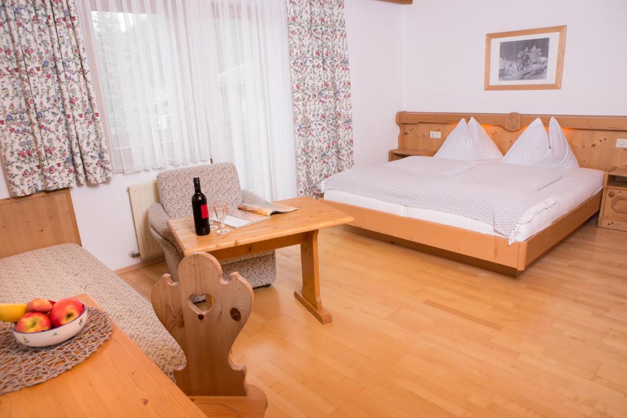 Landhaus Huber อัลเทนมาร์คท์ อิม พองเงา ภายนอก รูปภาพ